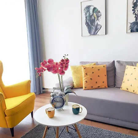 Na Teczowej 아파트 *